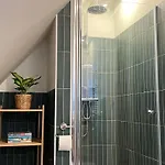 Het Nest Apartahotel 4*